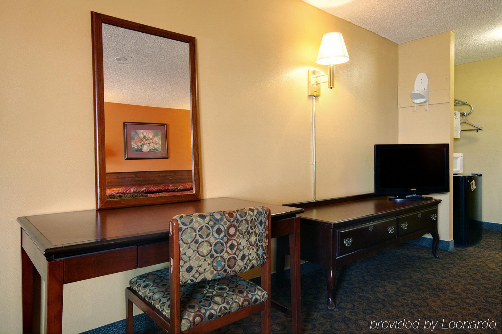 Americas Best Value Inn And Suites Greenwood Chambre photo