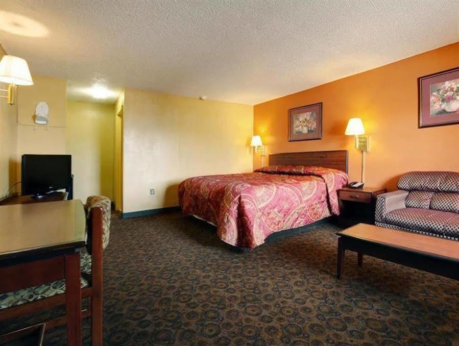 Americas Best Value Inn And Suites Greenwood Extérieur photo